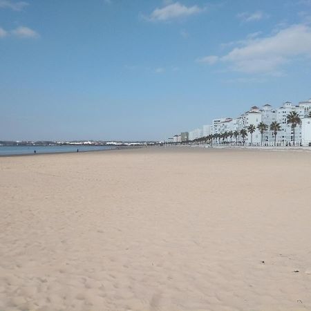 Primera Linea De Playa En Valdelagrana El Puerto de Santa María Exterior foto